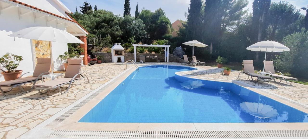 Villa Olive Grove And Sea View Agios Spyridon  Eksteriør billede