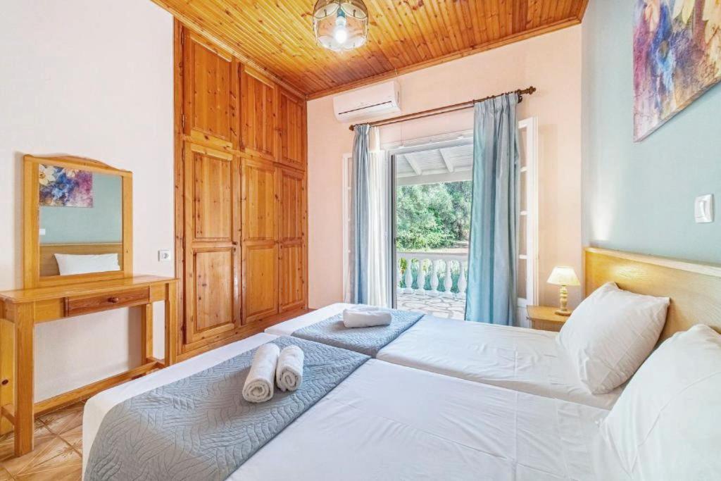 Villa Olive Grove And Sea View Agios Spyridon  Eksteriør billede