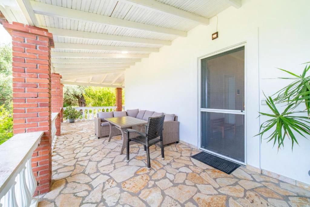 Villa Olive Grove And Sea View Agios Spyridon  Eksteriør billede